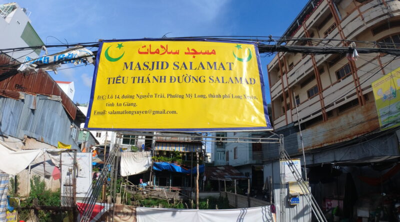Masjid salamat vietnam dt peduli